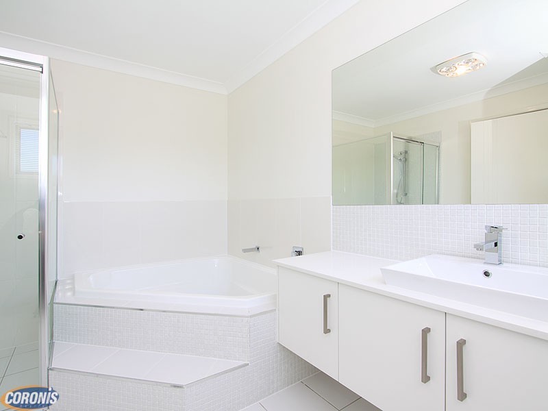 Bridgeman Downs QLD 4035