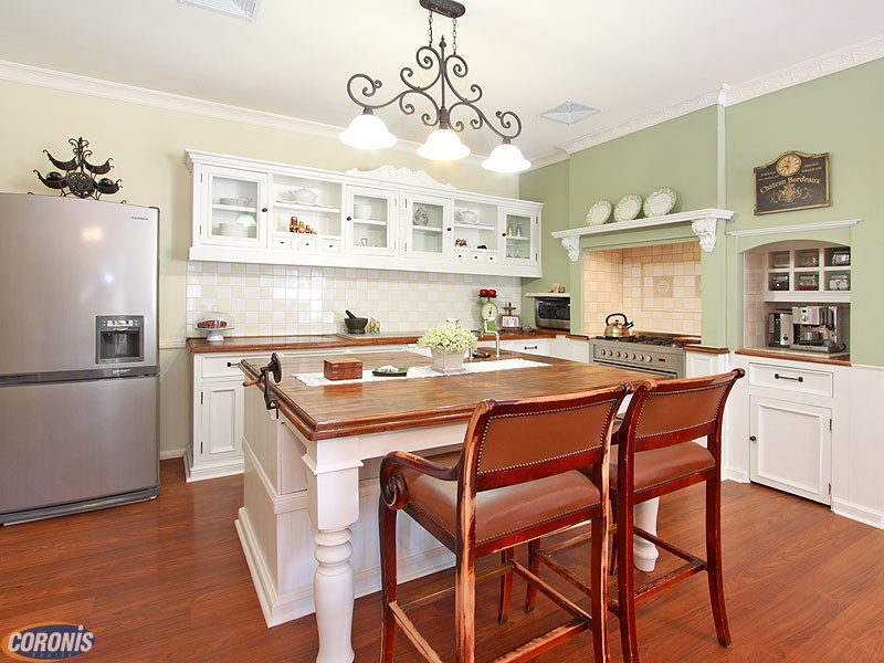 Samford Village QLD 4520