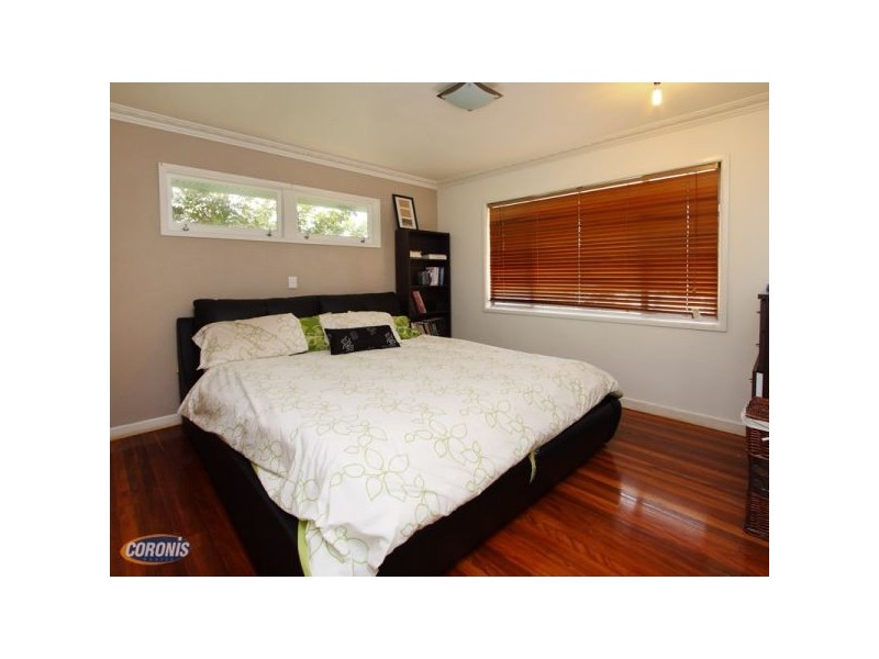 124 Farrant Street, Stafford Heights QLD 4053