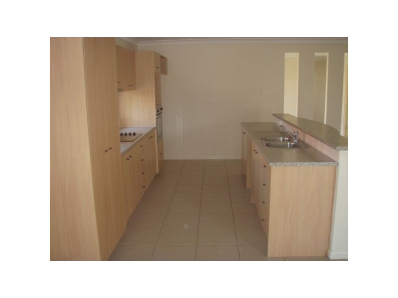 1 Avondale Road, Warner QLD 4500