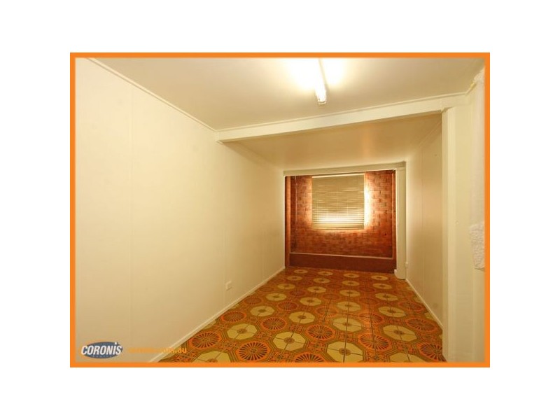 15 Neal Street, Brighton QLD 4017