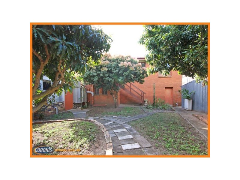 15 Neal Street, Brighton QLD 4017