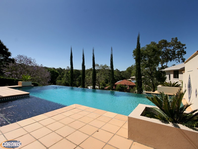 421 Trouts Road, Chermside West QLD 4032