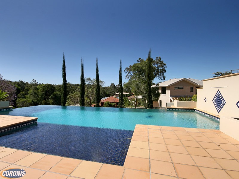 421 Trouts Road, Chermside West QLD 4032