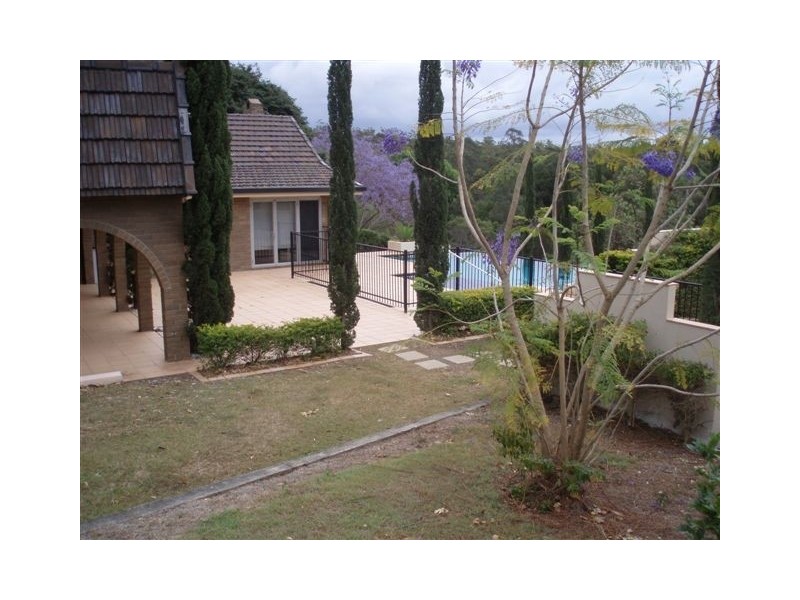 421 Trouts Road, Chermside West QLD 4032