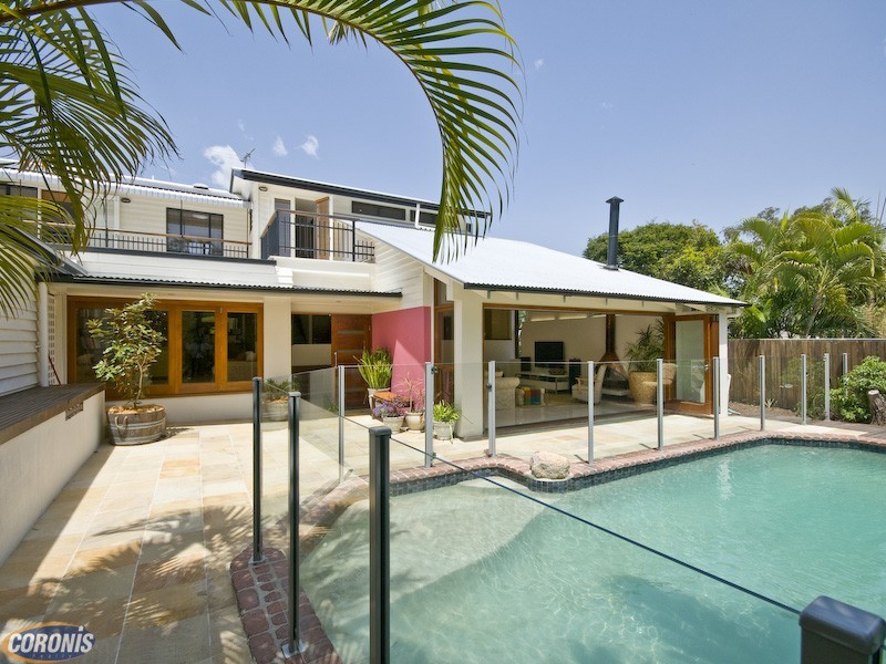 20 Taree Street, Chapel Hill QLD 4069