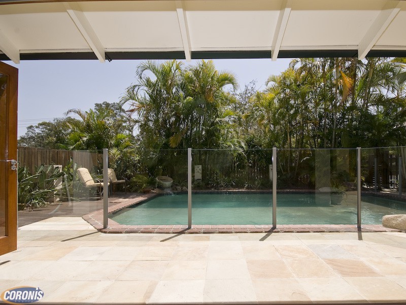 20 Taree Street, Chapel Hill QLD 4069