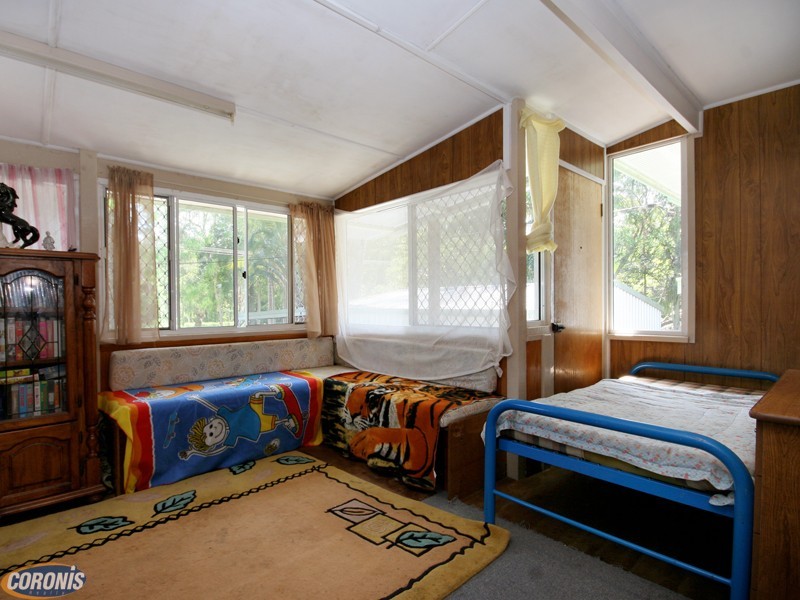 8 Twin View Road, Elimbah QLD 4516