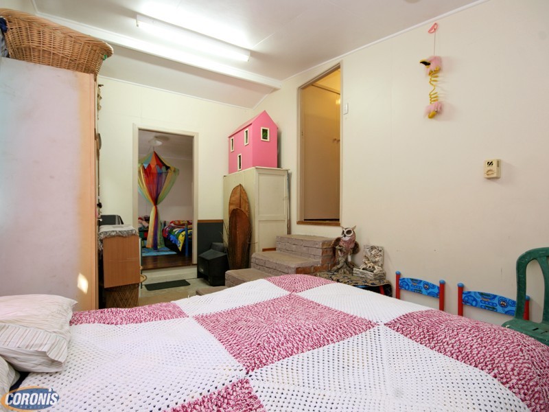 8 Twin View Road, Elimbah QLD 4516