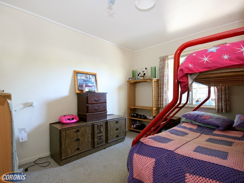 8 Twin View Road, Elimbah QLD 4516