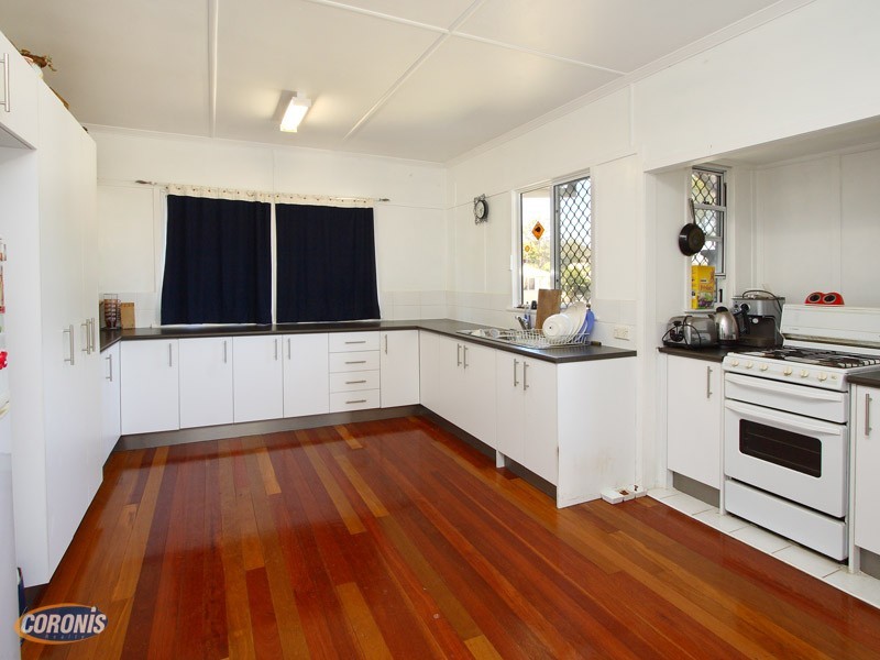 Holland Park QLD 4121