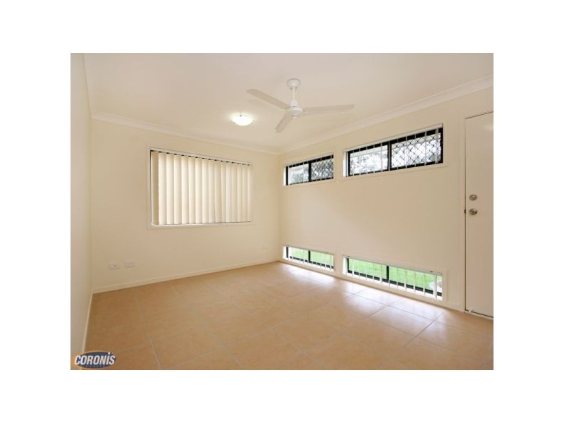 15 Adam Court, Kallangur QLD 4503