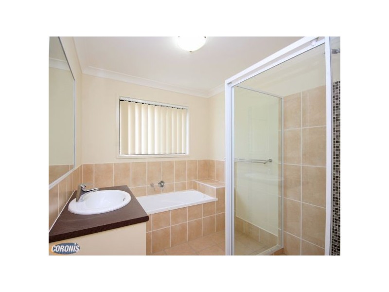 15 Adam Court, Kallangur QLD 4503