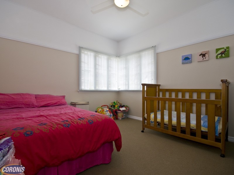 11 Cressey Street, Wavell Heights QLD 4012