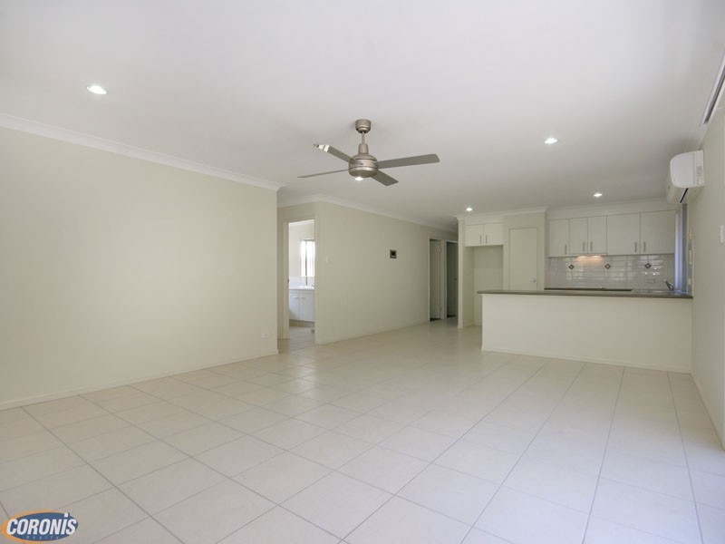 5 Adam Court, Kallangur QLD 4503