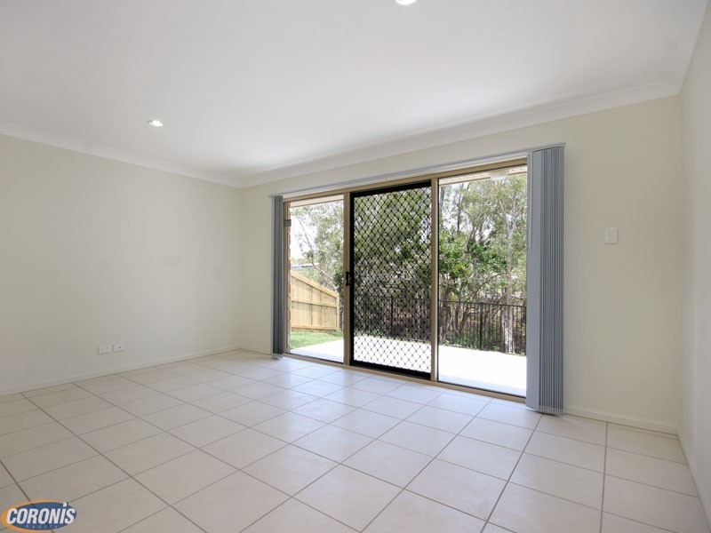 5 Adam Court, Kallangur QLD 4503