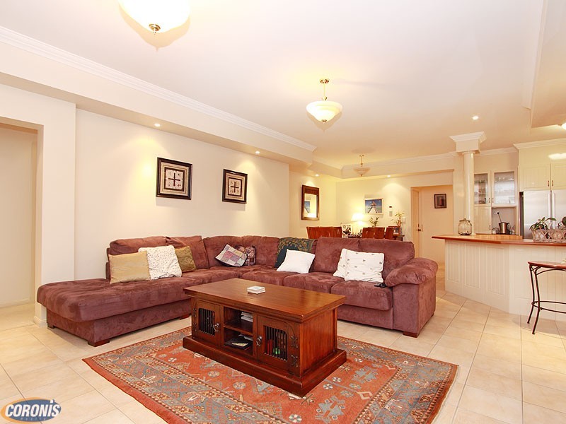 73 Streisand Drive, Mcdowall QLD 4053