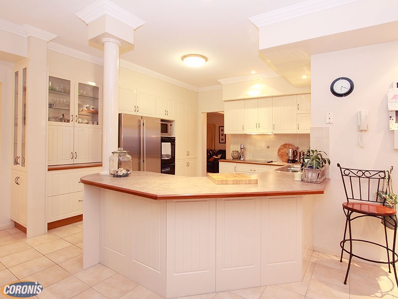 73 Streisand Drive, Mcdowall QLD 4053