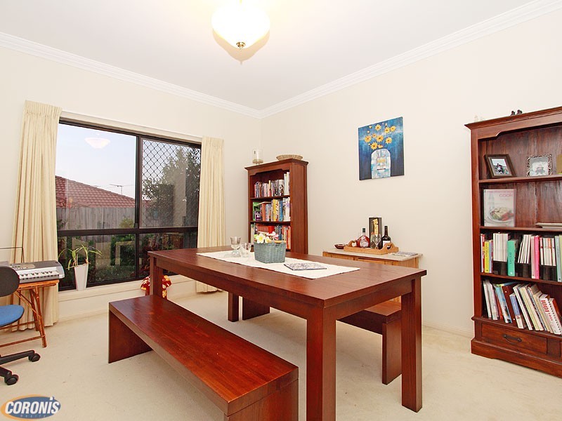 73 Streisand Drive, Mcdowall QLD 4053