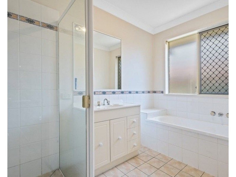 3 Oxford Place, Fitzgibbon QLD 4018