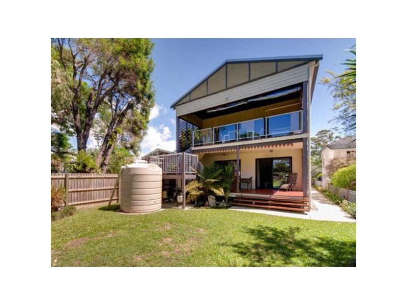 50 Palm Avenue, Shorncliffe QLD 4017