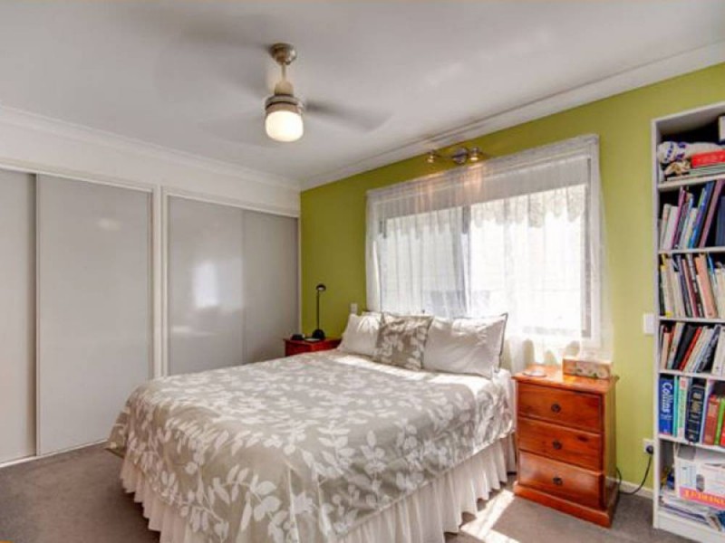 50 Palm Avenue, Shorncliffe QLD 4017