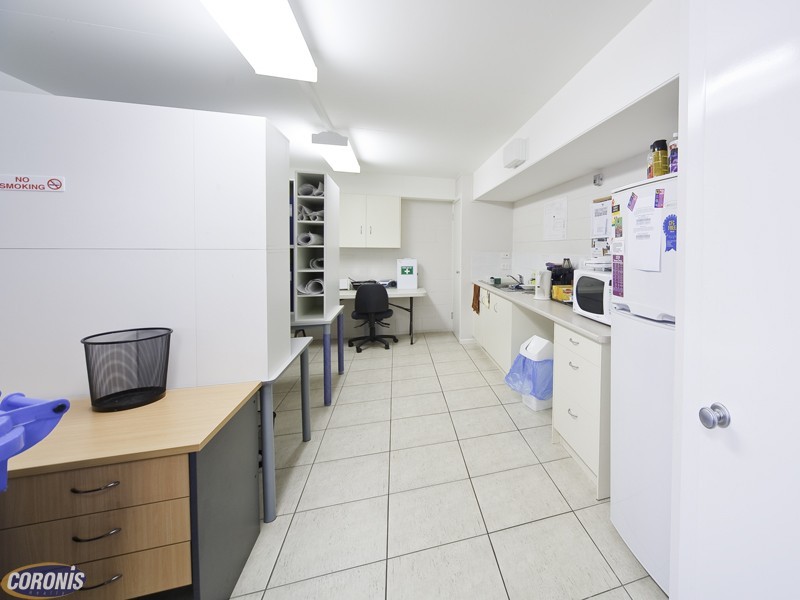 Seventeen Mile Rocks QLD 4073