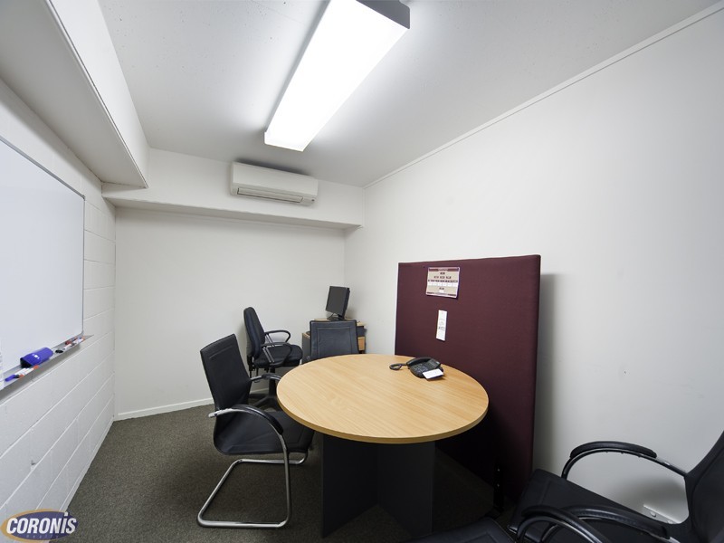 Seventeen Mile Rocks QLD 4073