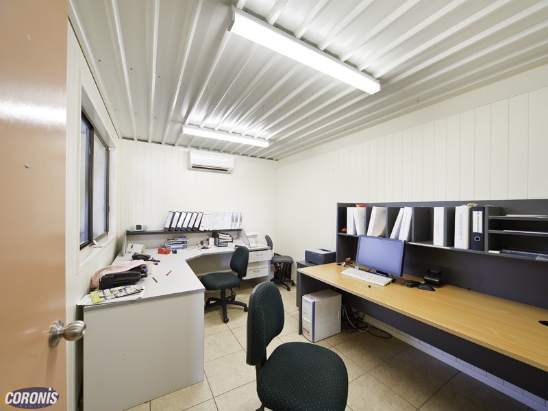 Seventeen Mile Rocks QLD 4073