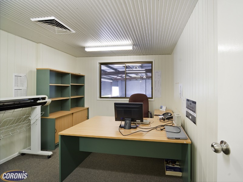 Seventeen Mile Rocks QLD 4073