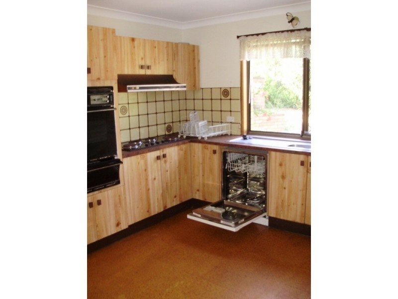 9 Hagman, Stafford Heights QLD 4053