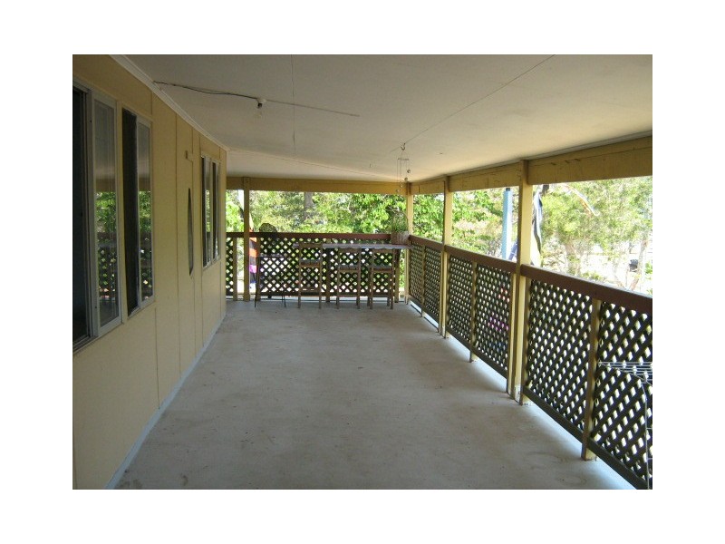 63 Landsborough Avenue, Scarborough QLD 4020