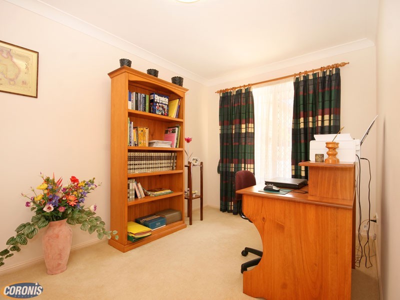 25 Chilton Crescent, North Lakes QLD 4509