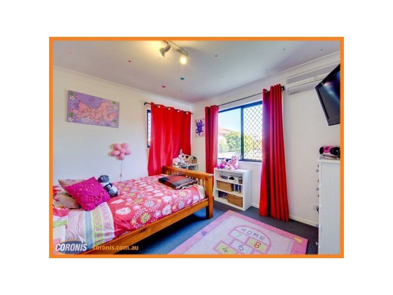 11 Peace Court, Eatons Hill QLD 4037