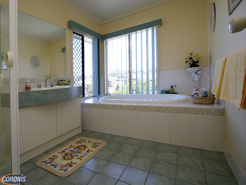 66 Pine River Drive, Murrumba Downs QLD 4503