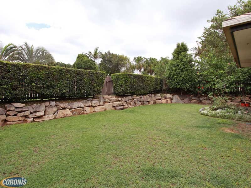 58 McNeill Rd, Kallangur QLD 4503