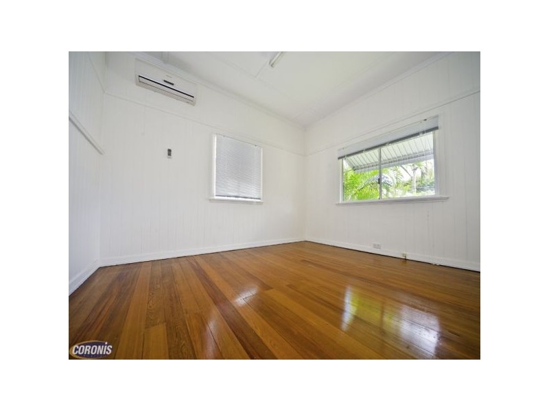 11 Water Street, Red Hill QLD 4059