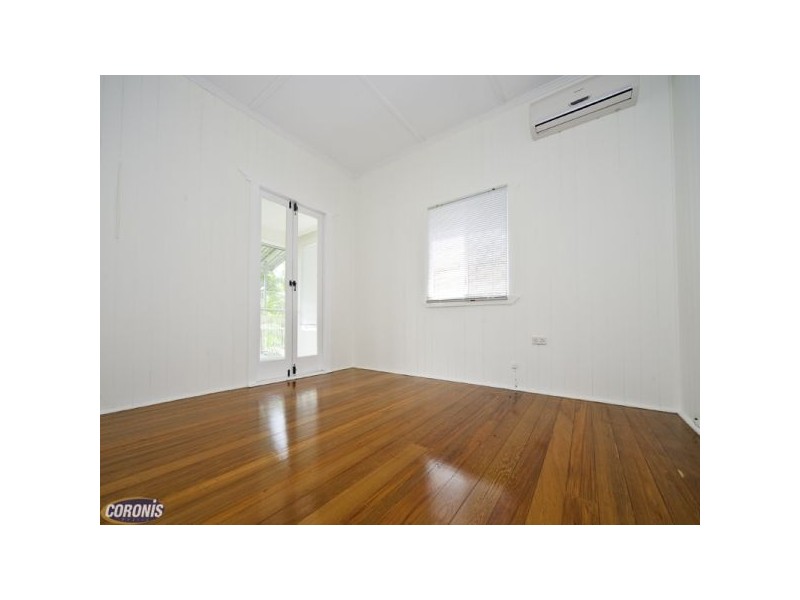 11 Water Street, Red Hill QLD 4059