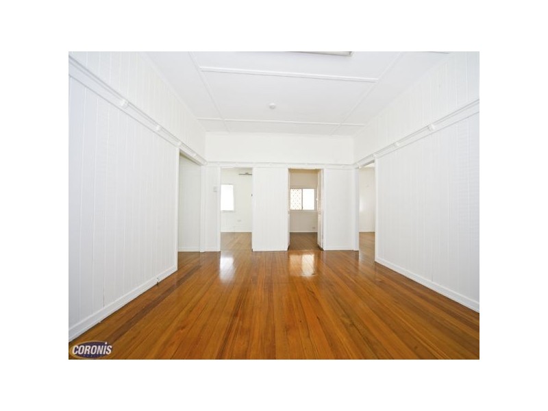 11 Water Street, Red Hill QLD 4059