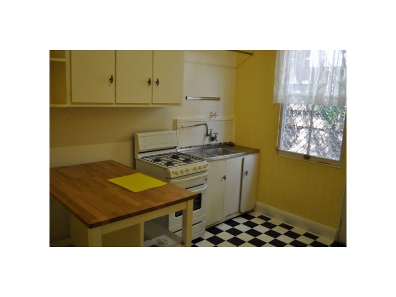 2/443 Milton Rd, Auchenflower QLD 4066