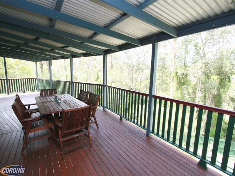 Arana Hills QLD 4054