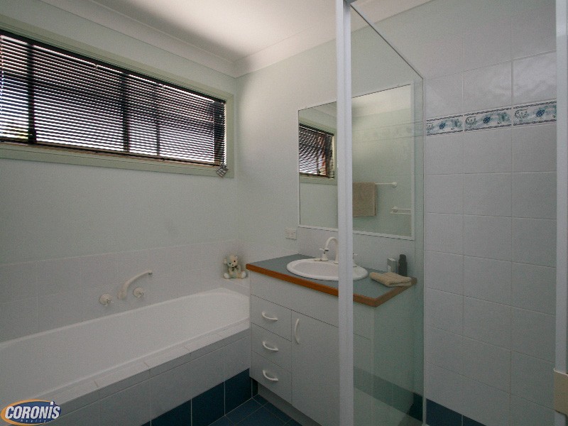 Arana Hills QLD 4054