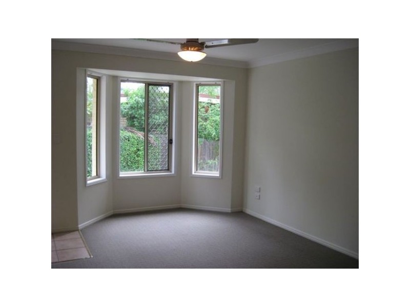 2/35 Manson Parade, Yeronga QLD 4104