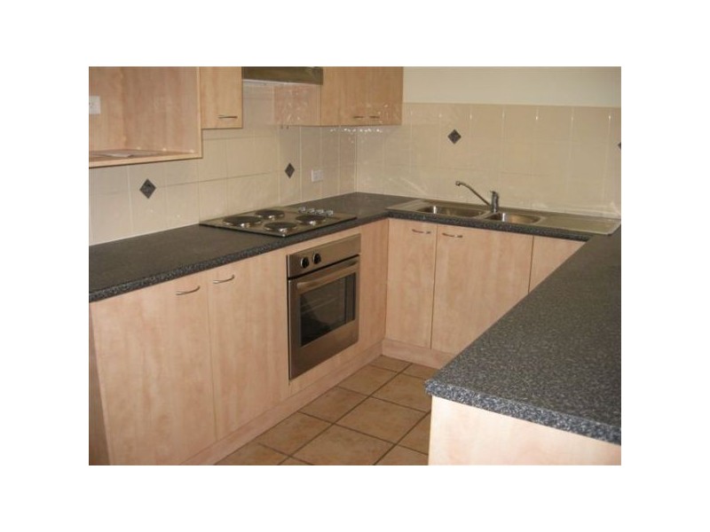 2/35 Manson Parade, Yeronga QLD 4104