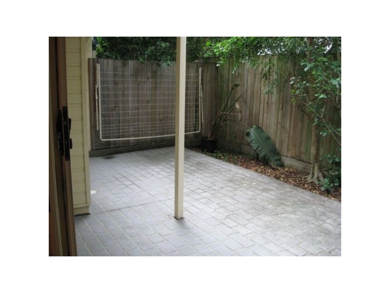 2/35 Manson Parade, Yeronga QLD 4104