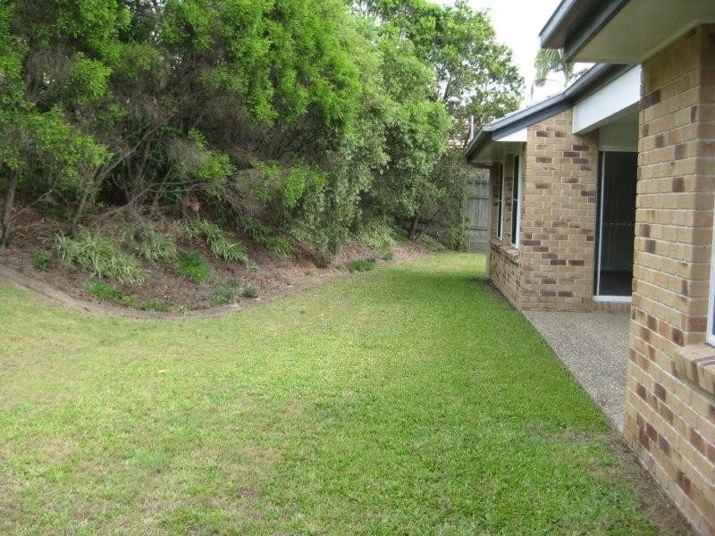 3 Reginald Avenue, Arana Hills QLD 4054