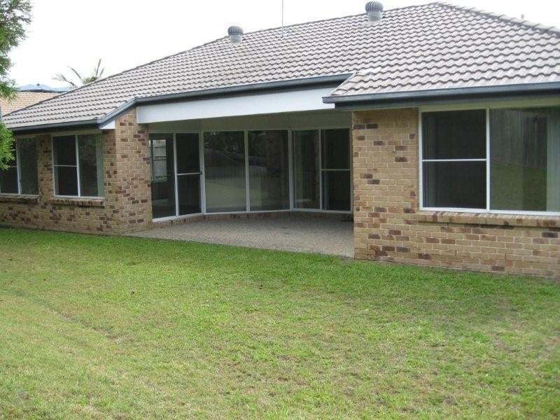 3 Reginald Avenue, Arana Hills QLD 4054