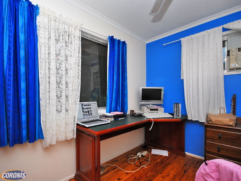 Arana Hills QLD 4054