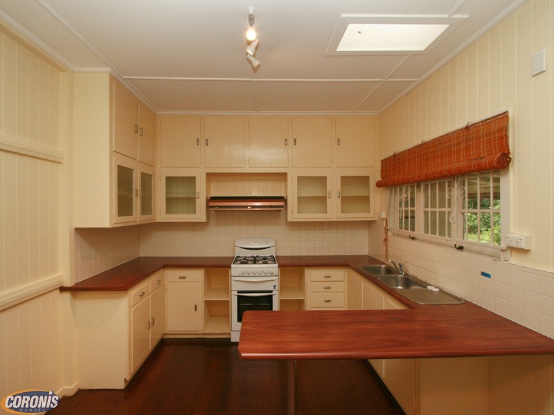 9 Burnley Street, Newmarket QLD 4051