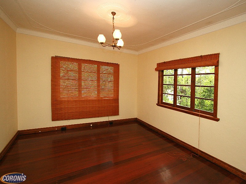 9 Burnley Street, Newmarket QLD 4051